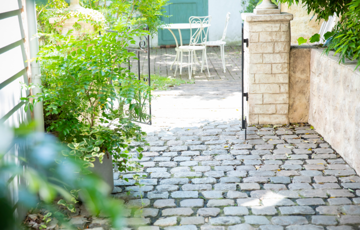 滑りにくい床材への変更の施工イメージ